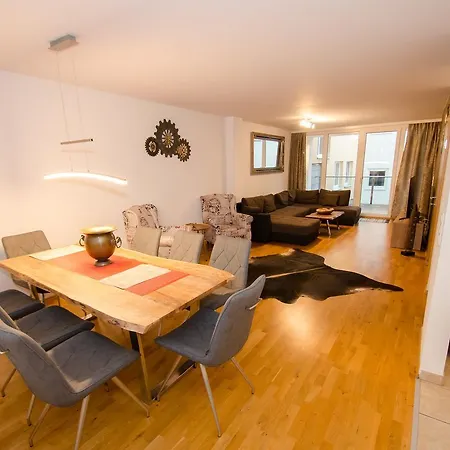 Penthouse Seven By In One *