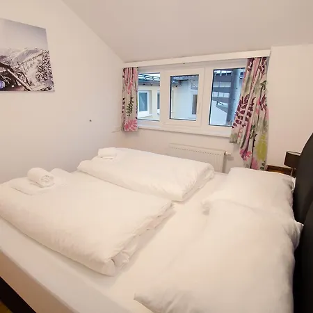 Penthouse Seven By In One Apartment Zell am See