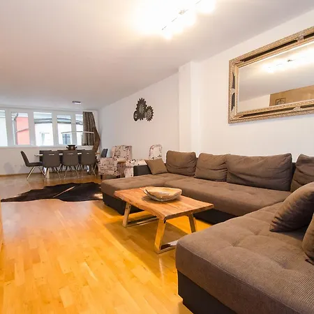 Lägenhet Penthouse Seven By In One Zell am See